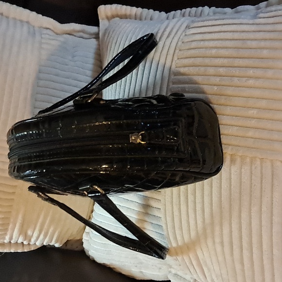 Liz Claiborne Handbag Black Faux Alligator Leather - Picture 4 of 8